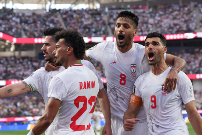 Jugadores de Irán celebran un gol durante un partido del grupo G del Mundial de la FIFA 2026. EFE/ Omar Alonso
