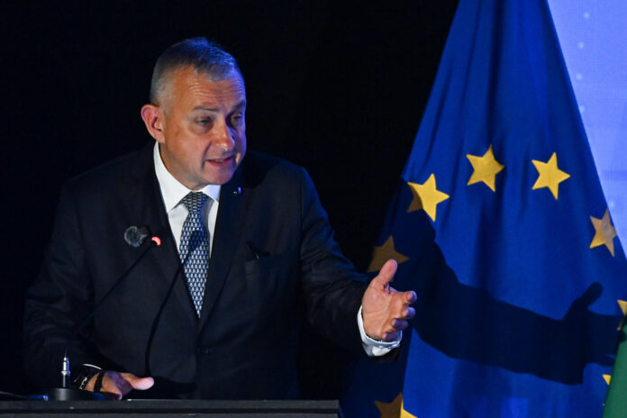 El Comisario Europeo de Asociaciones Internacionales, Jozef Síkela, fue captado este 23 de junio, durante la apertura de la segunda edición del Foro de Inversiones Brasil-Unión Europea, en Brasilia (Brasil). EFE/Andre Borges
