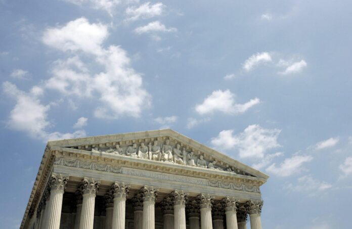 Fotografía de archivo del Tribunal Supremo de Estados Unidos, en Washington DC.. EFE/ MATTHEW CAVANAUGH
