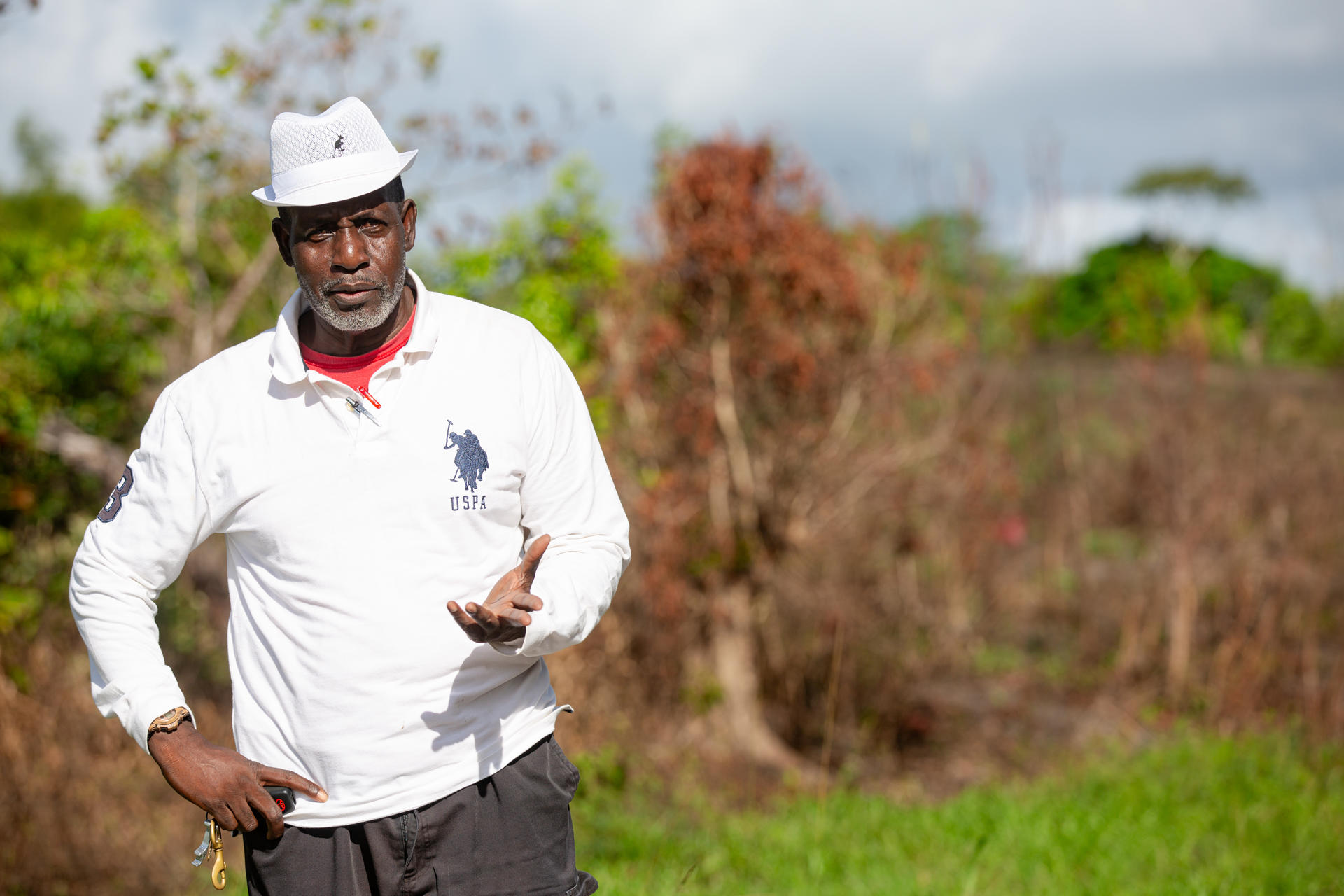 Earl Stevenson Grant, exempleado del Centro de Detención de Inmigrantes (IDC), fue captado el pasado 12 de junio, durante una entrevista para EFE, en Aripo (Trinidad y Tobago). EFE/Andrea De Silva
