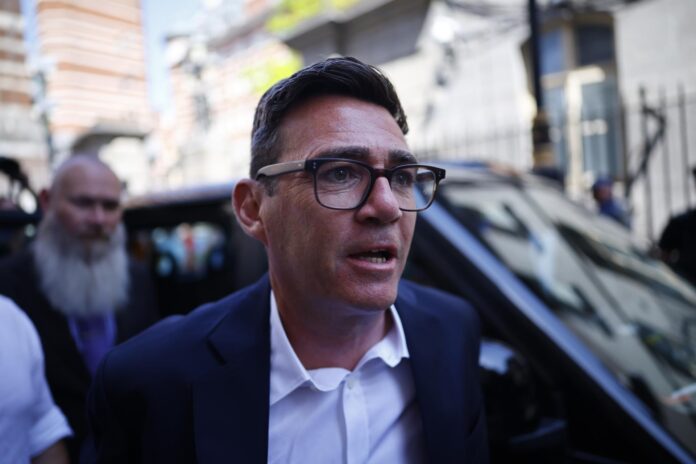 El exalcalde de Mánchester y nuevo diputado laborista, Andy Burnham, en una fotografía del 22 de junio de 2026. EFE/EPA/Tolga Akmen
