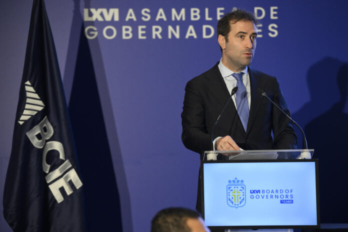 El ministro de Economía, Carlos Cuerpo durante la LXVI Reunión Ordinaria de Gobernadores del Banco Centroamericano de Integración Económica (BCIE). EFE/ Eloy Alonso

