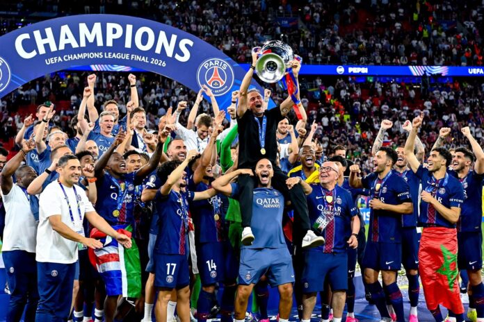Los jugadores del PSG celebran la Liga de Campeones en Budapest. EFE/EPA/Tibor Illyes HUNGARY OUT
