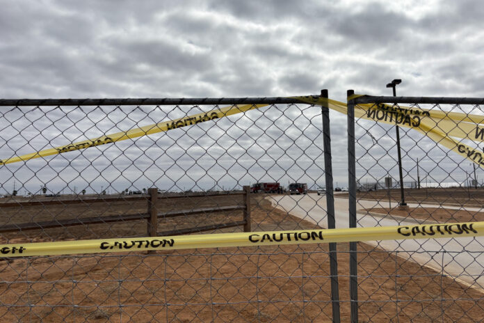 Fotografía de archivo que muestra una vía de acceso al Centro de Procesamiento de Inmigración en Texas (EE.UU.). EFE/ Alejandra Arredondo.
