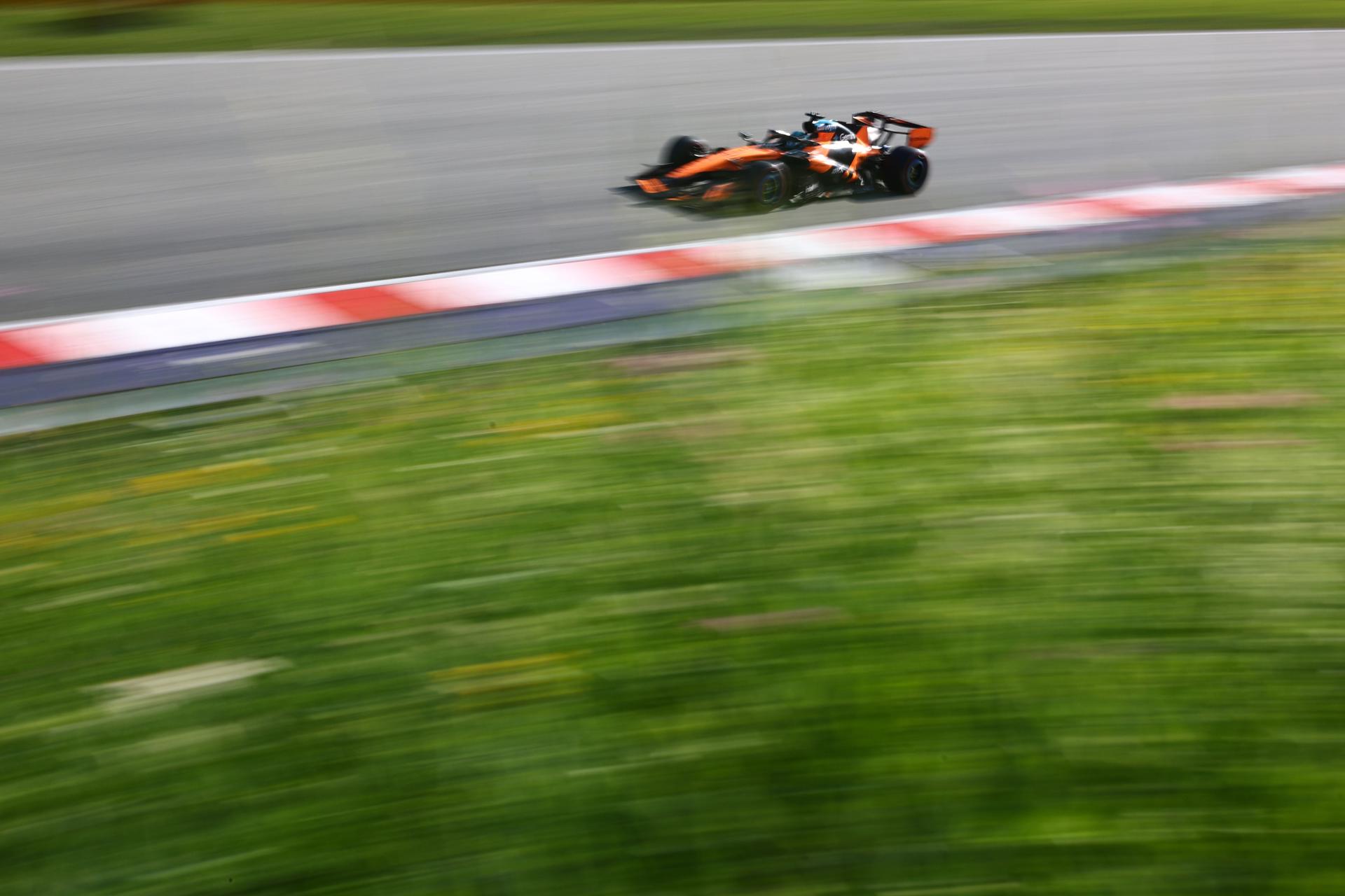 SPIELBERG (Austria), 26/06/2026.- McLaren driver Oscar Piastri of Australia competes in a practice session for the Formula One Austrian Grand Prix, at the Red Bull Ring race track in Spielberg, Austria, 26 June 2026. The 2026 Formula 1 Austrian Grand Prix will be held on 28 June. (Fórmula Uno) EFE/EPA/ANNA SZILAGYI
