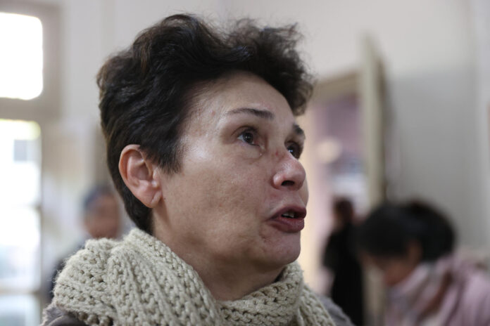 Una de las víctimas de la dictadura en Paraguay Graciela Benítez asiste a la conmemoración del ‘Día Internacional en Apoyo a las Víctimas de la Tortura’, este viernes  en Asunción (Paraguay). EFE/ Juan Pablo Pino

