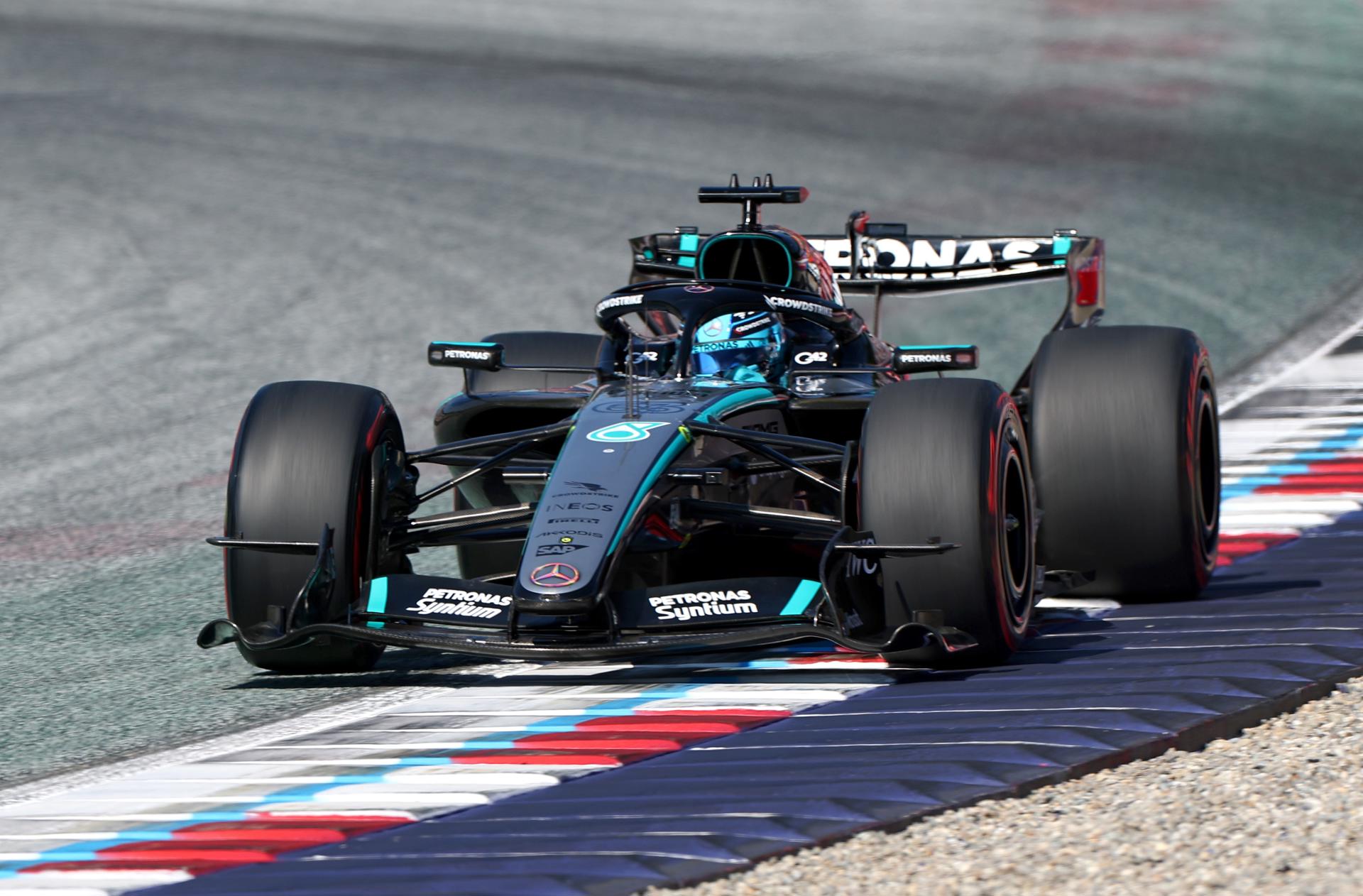 El inglés George Russell (Mercedes) en el Gran Premio de Austria. EFE/EPA/ANNA SZILAGYI
