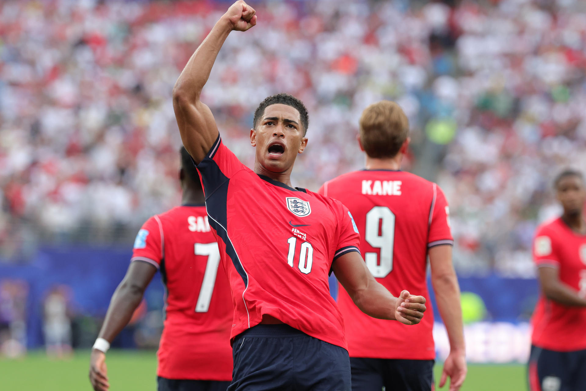 Jude Bellingham, de Inglaterra, celebra un gol ante Panamá en el estadio MetLife de Nueva Jersey. EFE/Sebastiao Moreira
