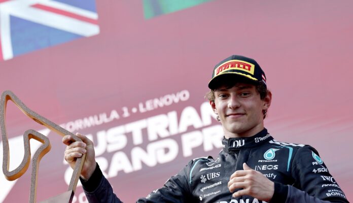 El italiano Andrea Kimi Antonelli (Mercedes), acabó tercero el Gran Premio de Austria. EFE/EPA/ANNA SZILAGYI
