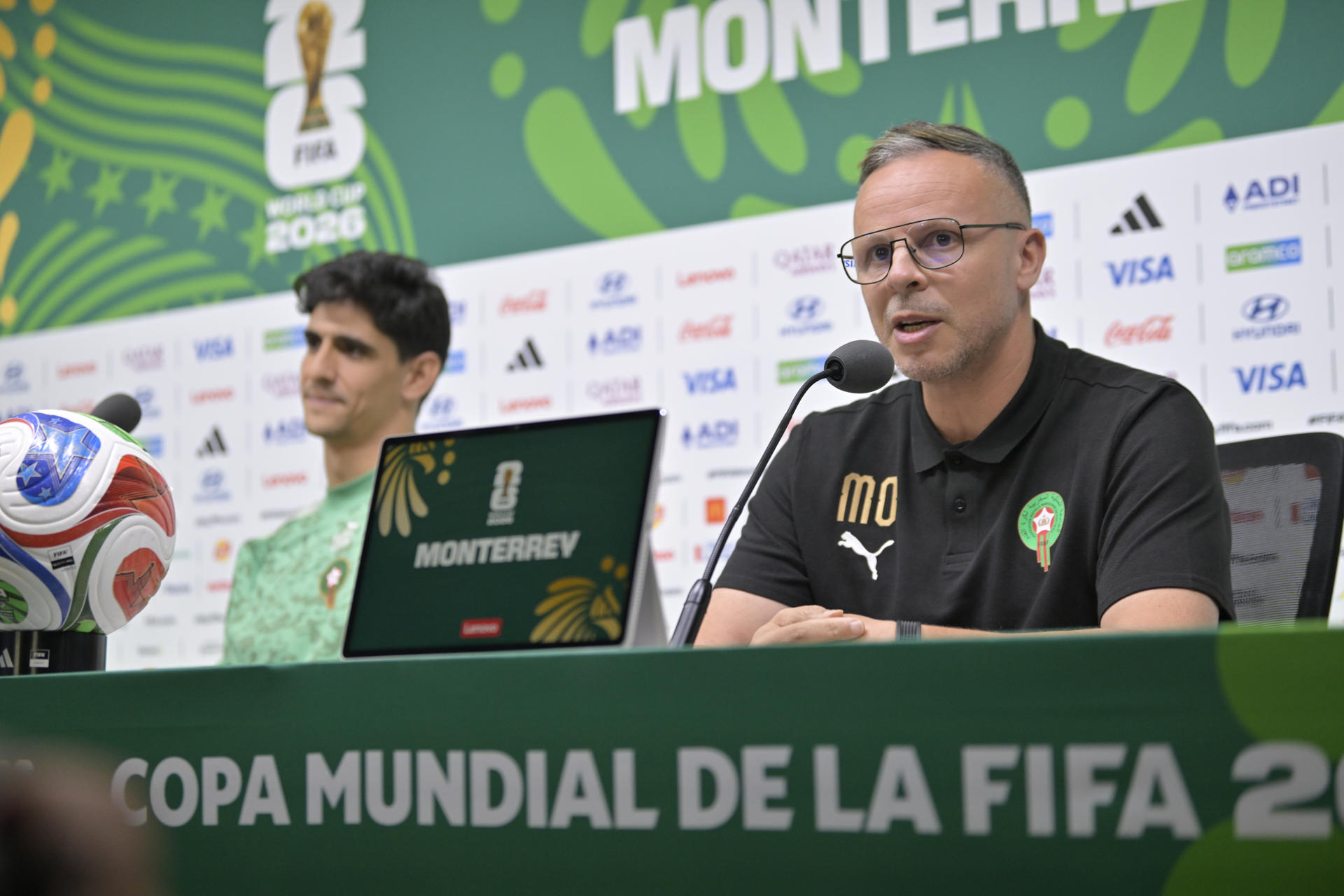 El seleccionador de Marruecos, Mohamed Ouahbi, en Monterrey (México). EFE/Miguel Sierra
