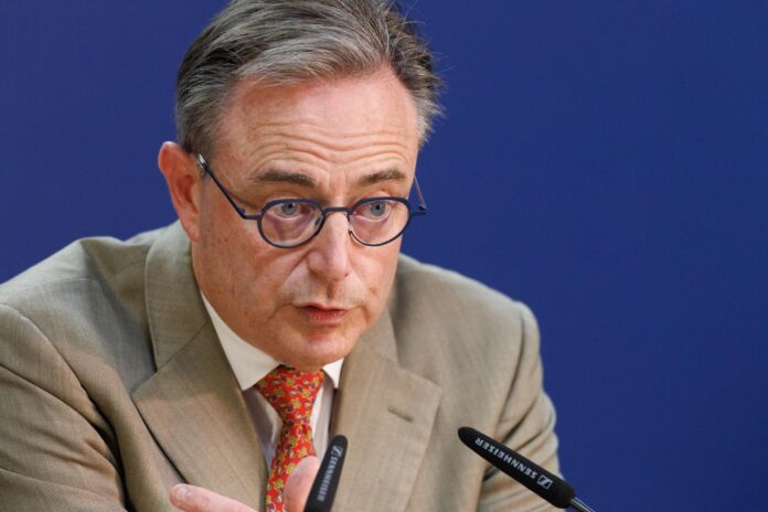 El primer ministro belga, Bart De Wever, en una fotografía del 19 de junio de 2026. EFE/EPA/OLIVIER MATTHYS
