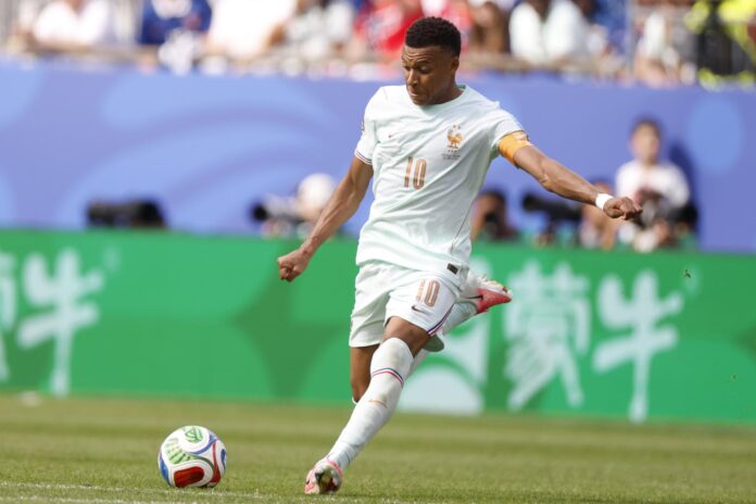 Fotografía del  26 de junio de 2026 en la que se observa a Kylian Mbappé, de Francia, en acción durante el partido de la fase de grupos de la Copa Mundial de la FIFA 2026 entre Noruega y Francia en Boston (EE. UU.). EFE/GREG M. COOPER
