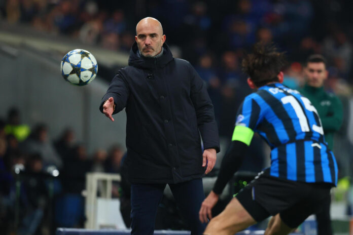 El Manchester City anunció este lunes el fichaje del italiano Enzo Maresca como nuevo entrenador del equipo de la Premier League hasta 2029. En la imagen, Maresca durante un partido de Champions entre el Atalanta BC y Chelsea FC disputado en Bergamo el 9 de diciembre de 2025. EFE/ Michele Maraviglia
