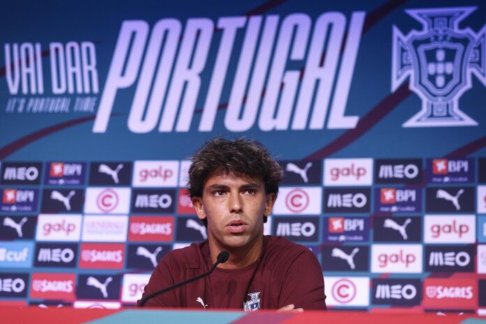 El portugués João Félix aseguró este lunes en Palm Beach (Florida) que Croacia será un rival duro en la fase de dieciseisavos de final del Mundial, pero consideró una ventaja medirse con un equipo que conocen y al que han  vencido en los últimos partidos. EFE/EPA/MIGUEL A. LOPES

