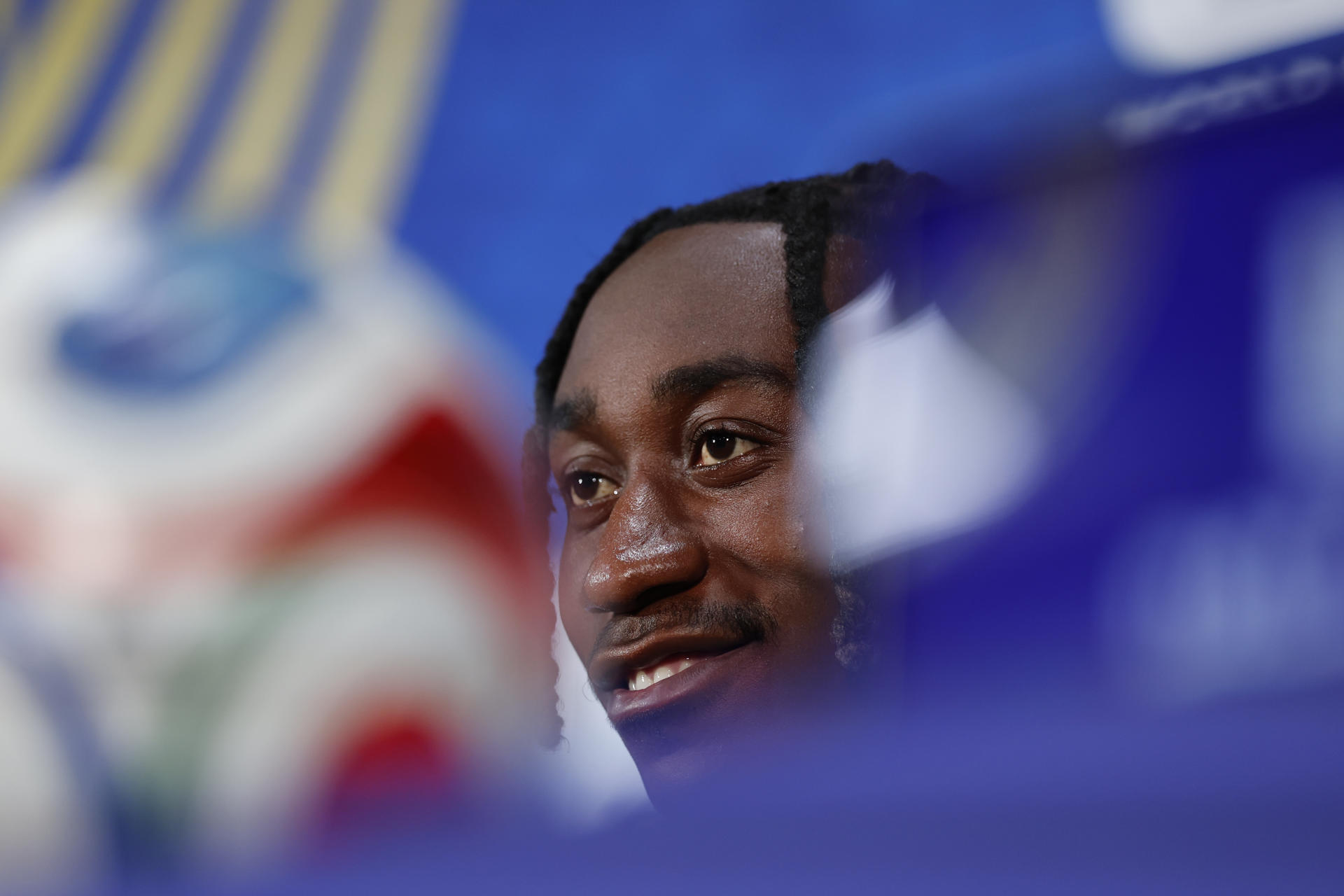 Yan Diomande de Costa de Marfil reacciona en una rueda de prensa en Dallas (EE.UU.). EFE/ Mariscal

