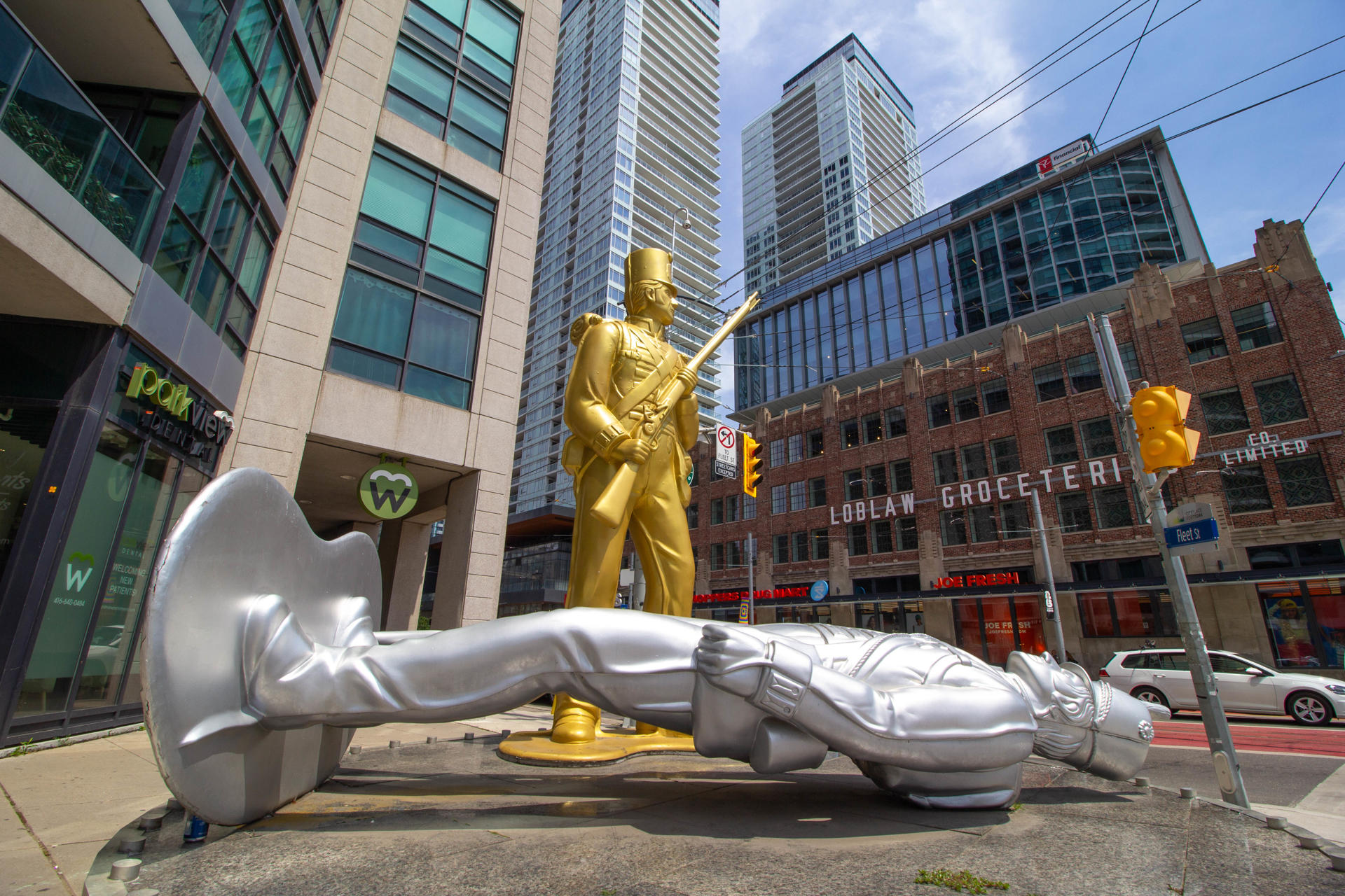 Fotografía que muestra este lunes el monumento a la guerra de 1812, en la que se enfrentaron EE.UU., Reino Unido y Canadá, en Toronto (Canadá). EFE/Julio César Rivas
