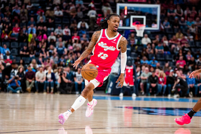 Ja Morant ha cambiado para la próxima temporada de la NBA a los Memphis Grizzlies por los Portland Trail Blazers, según informó este lunes ESPN. EFE/ Matthew A. Smith
