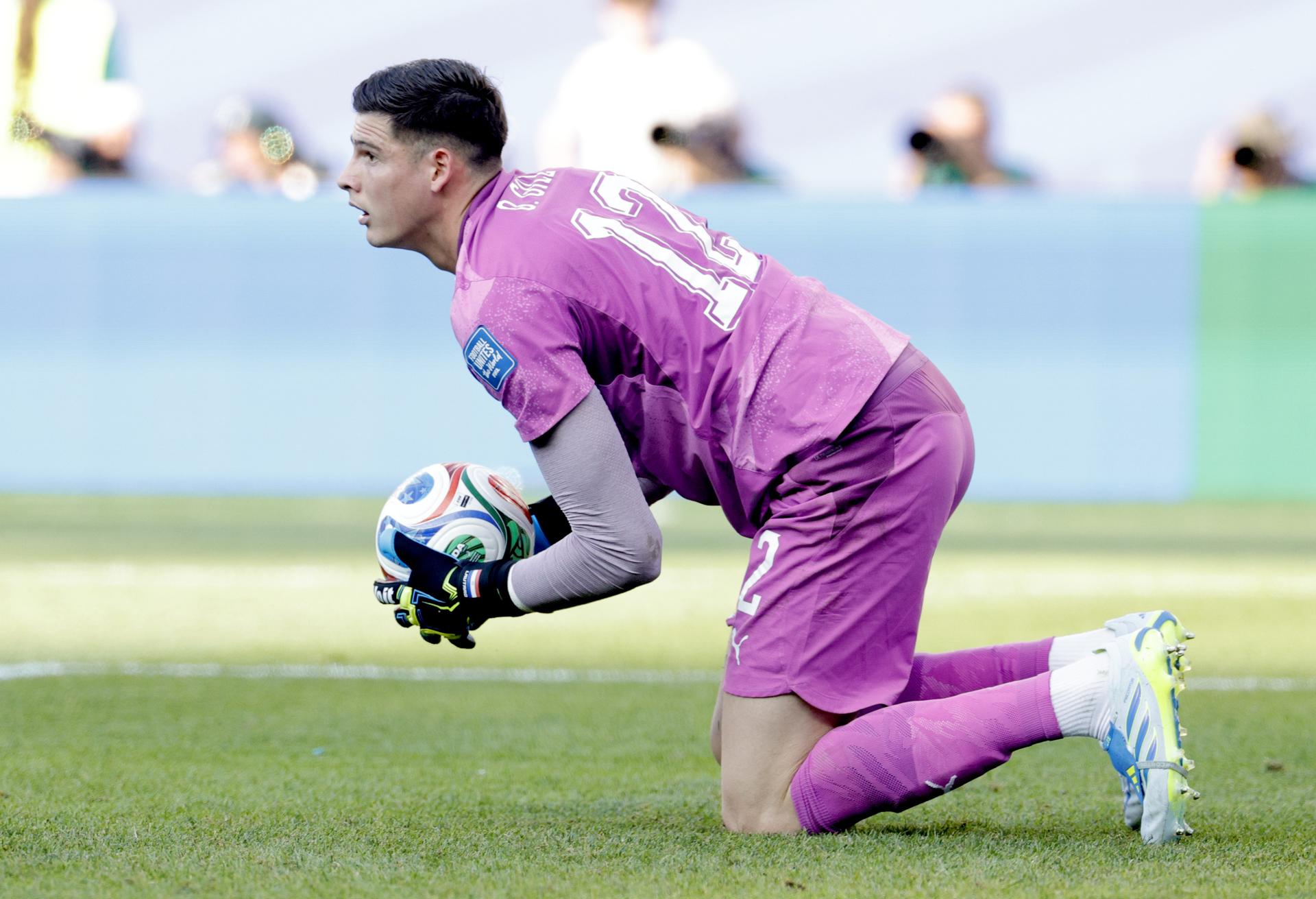 El arquero Orlando Gill, de Paraguay, en acción durante el partido ante Alemania de la Copa Mundial de la FIFA 2026. EFE/EPA/SHAWN THEW
