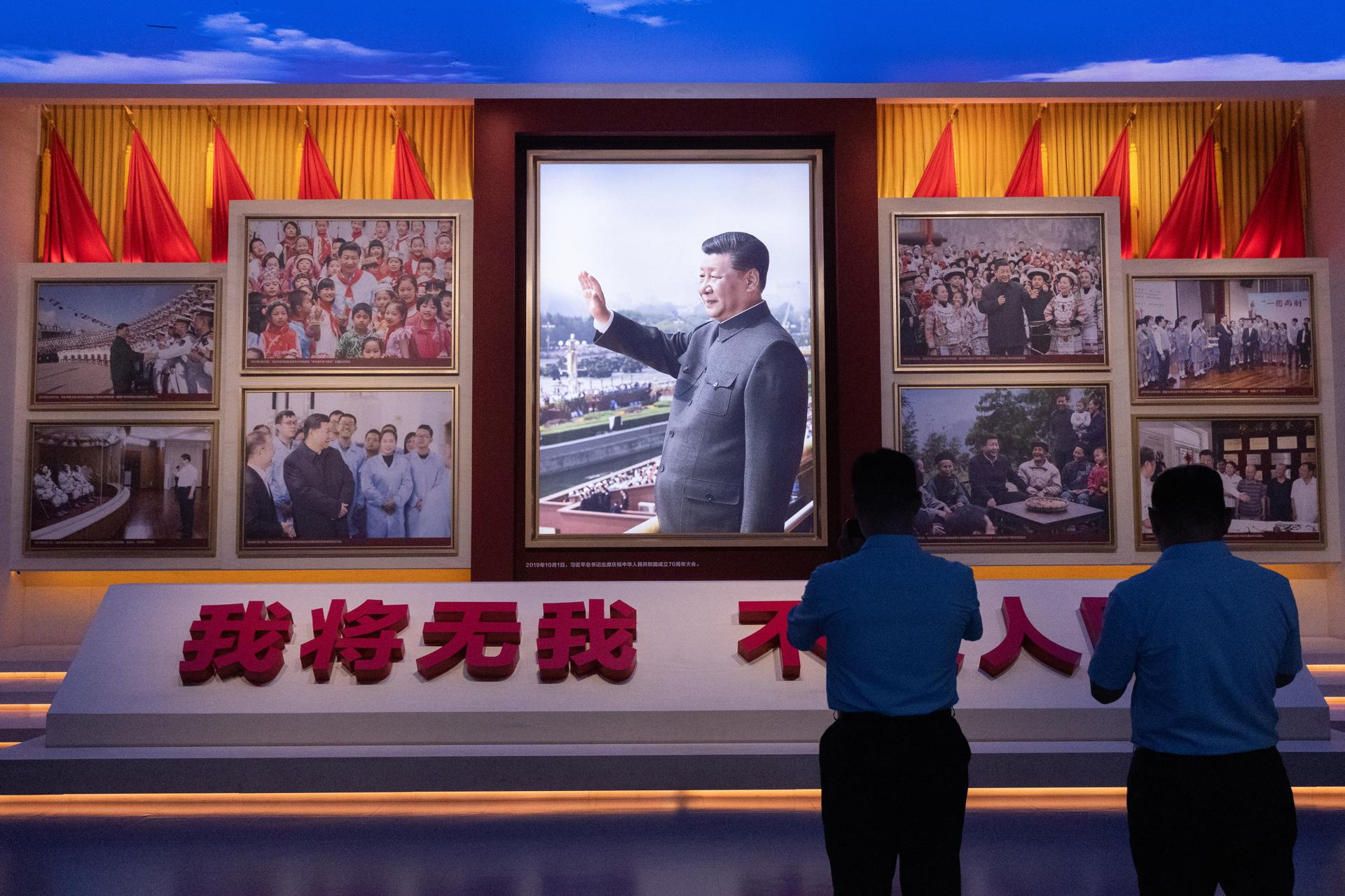 BEIJING (China), 30/06/2026.- Personas visitan el Museo del Partido Comunista de China en Pekín. EFE/EPA/JESSICA LEE
