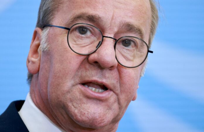Berlin, 01/07/2026.- El ministro alemán de Defensa, Boris Pistorius. EFE/EPA/HANNIBAL HANSCHKE
