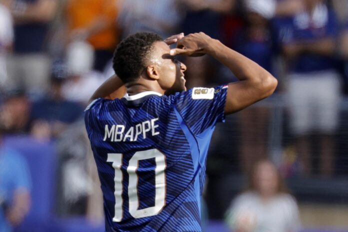 Kylian Mbappe, tras marcar el 1-0 a Suecia. EFE/EPA/SHAWN THEW
