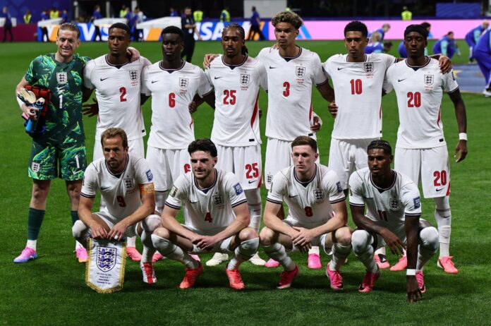 Los titulares de Inglaterra posan antes der enfrentarse a RD Congo en los dieciseisavos de final del Mundial en Atlanta. EFE/EPA/RONALD WITTEK
