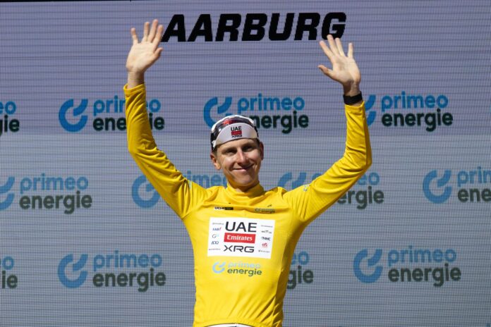 El ciclista esloveno Tadej Pogacar en una imagen de archivo. EFE/EPA/GIAN EHRENZELLER
