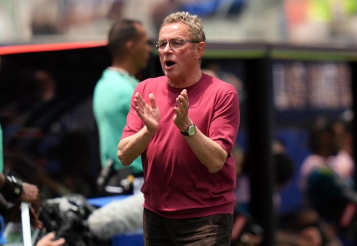 El seleccionador nacional de Austria, Ralf Rangnick, reacciona durante el partido de dieciseisavos de final del Mundial 2026 entre España y Austria, en Los Ángeles (EE.UU.). EFE/SCOTT STRAZZANTE
