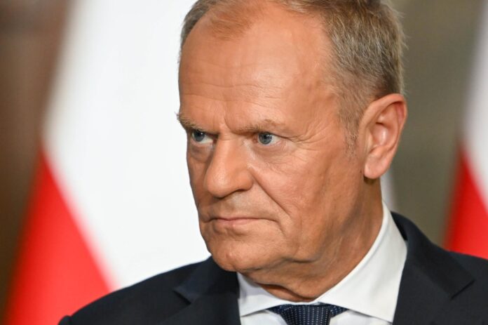 FOTO ARCHIVO. El primer ministro polaco,Donald Tusk, durante una rueda de prensa en Gdansk (Polonia). EFE/EPA/ADAM WARZAWA
