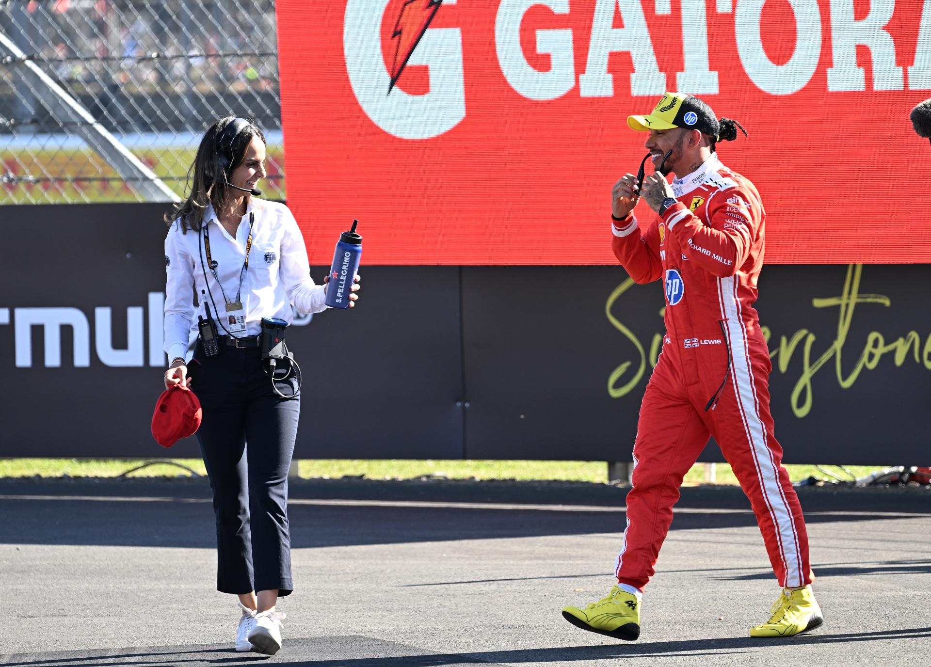 SILVERSTONE (Reino Unido), 03/07/2026.- El séptuple campeón del mundo inglés Lewis Hamilton (Ferrari), que saldrá primero este sábado en la prueba sprint del Gran Premio de Gran Bretaña, el noveno del Mundial de Fórmula Uno, en el circuito de Silverstone (Inglaterra, Reino Unido) EFE/EPA/PETER POWELL
EFE/EPA/PETER POWELL
