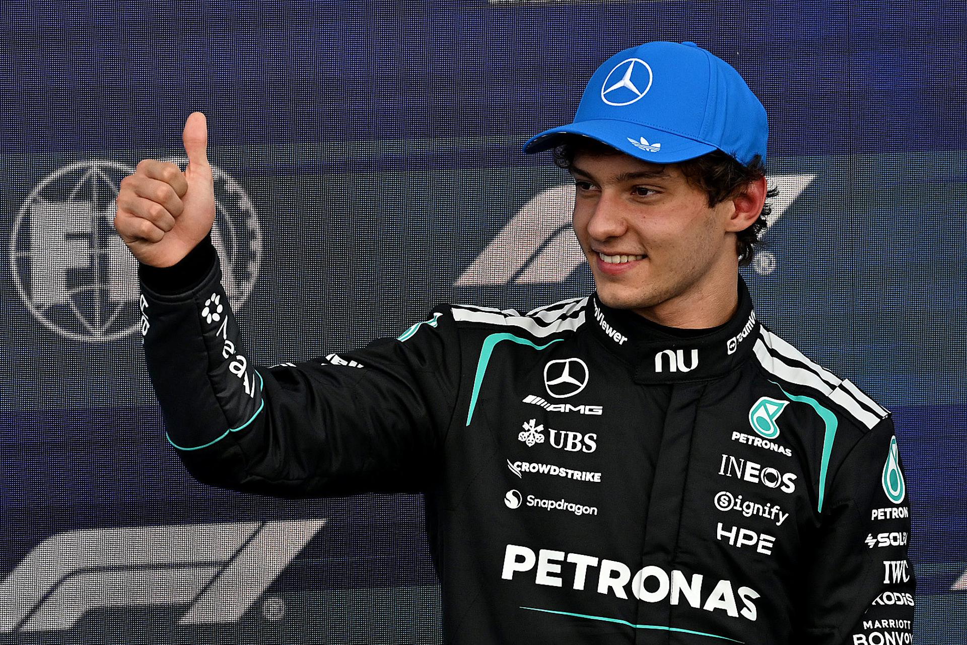 El piloto italiano Andrea Kimi Antonelli, este sábado, durante la calificación para el Gran Premio de Gran Bretaña de Fórmula Uno. EFE/PETER POWELL