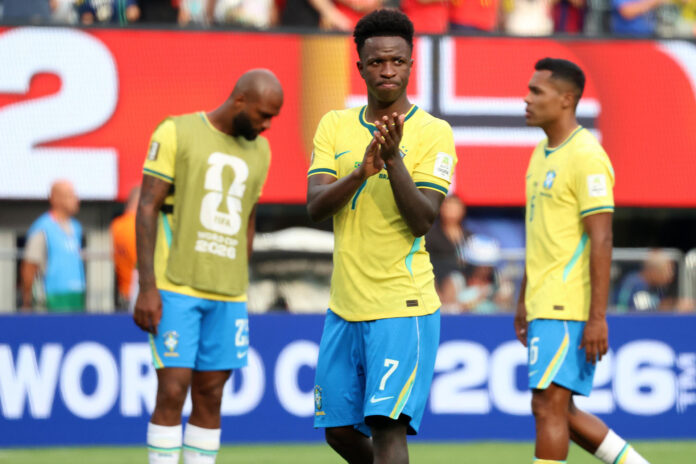 Vinícius Júnior, de Brasil, reacciona al final de un partido por los octavos de final del Mundial 2026 entre Brasil y Noruega en el estadio MetLife en Nueva Jersey (EE.UU.). EFE/ Octavio Guzman
