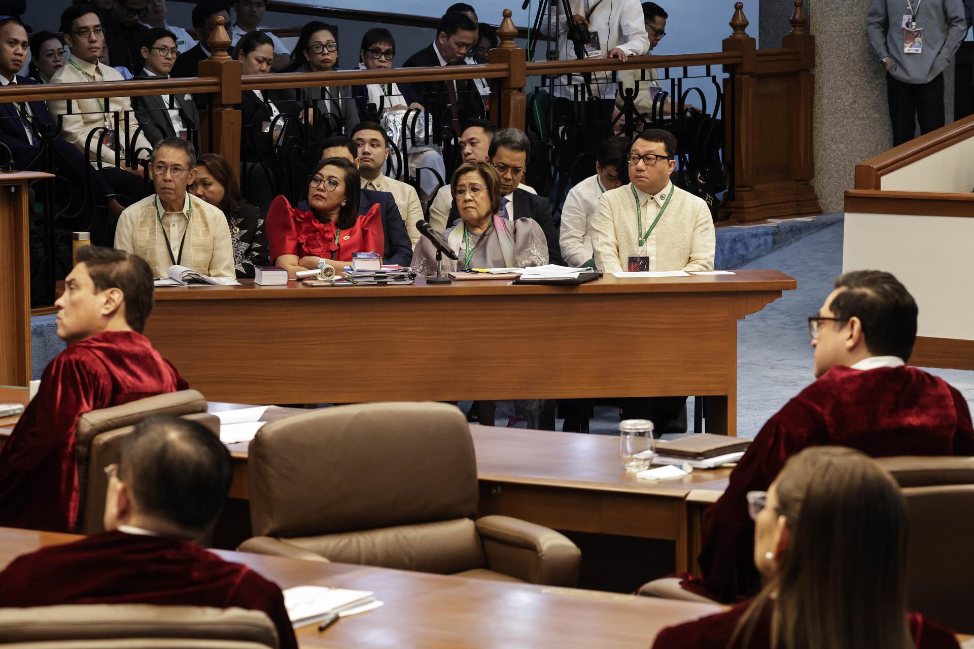 El Senado de Filipinas juzga desde este lunes a la vicepresidenta, Sara Duterte.
EFE/EPA/ROLEX DELA PENA / POOL
