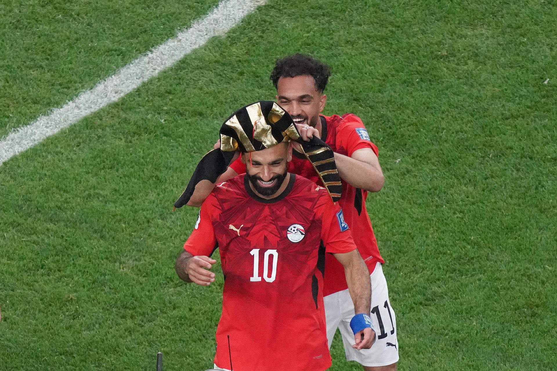 Mohamed Salah (i), capitán de Egipto. EFE/Kenneth Fernández
