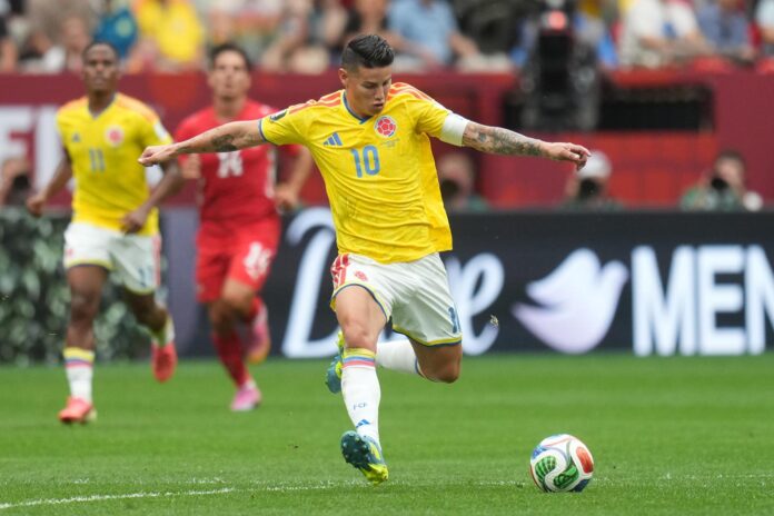 James Rodríguez, de Colombia, en acción en el partido contra Suiza del Mundial 2026. EFE/EPA/BOB FRID
