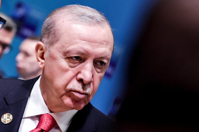 El presidente turco Recep Tayyip Erdogan durante la cumbre de la OTAN 2026 en Ankara, Turquía, el 08 de julio de 2026. La Cumbre de la OTAN se lleva a cabo del 07 al 08 de julio. (Turquía) EFE/EPA/FILIP SINGER
