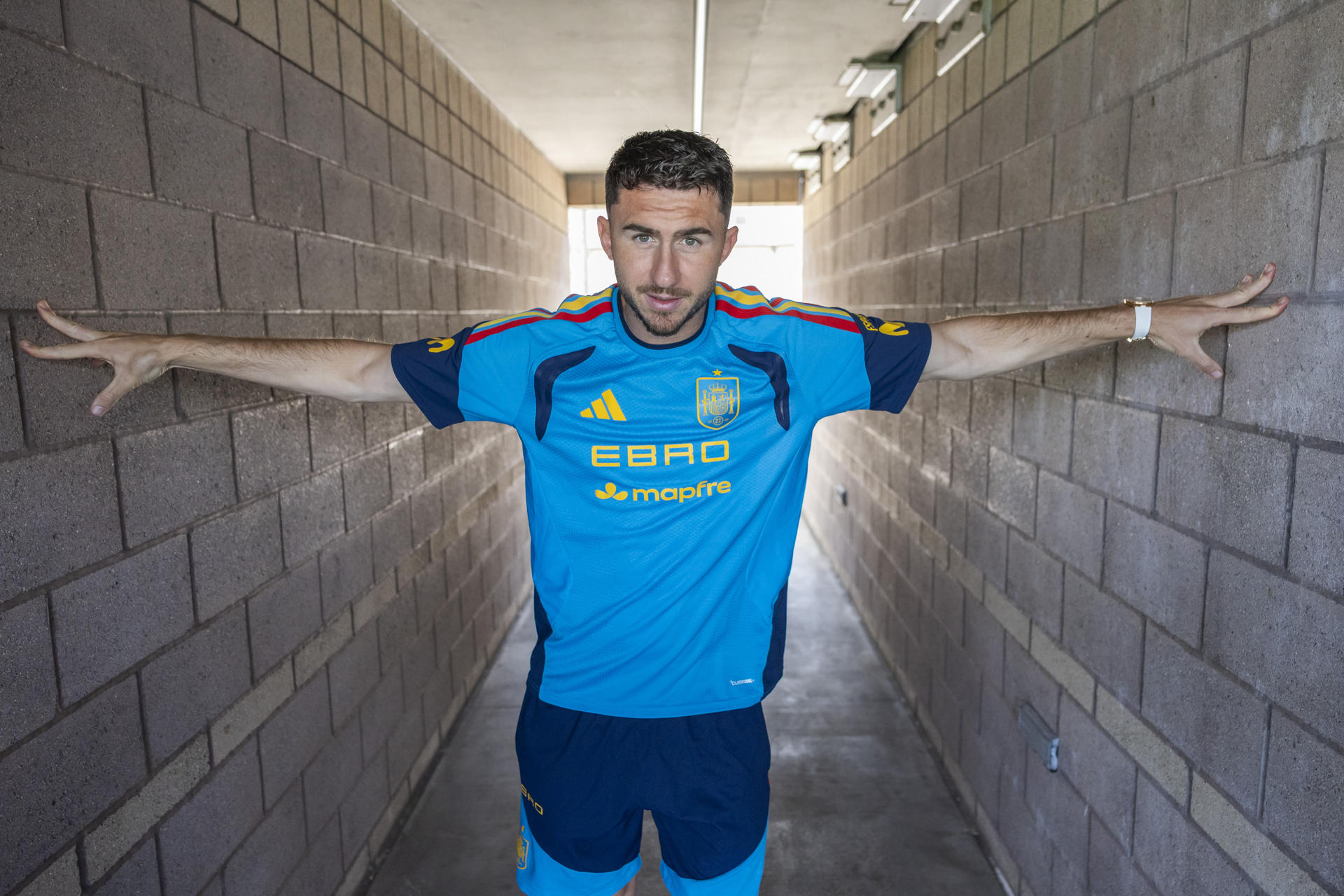 El jugador de la selección española, Aymeric Laporte, durante la entrevista que ha ofrecido este miércoles a la Agencia Efe. EFE/Lavandeira jr.

