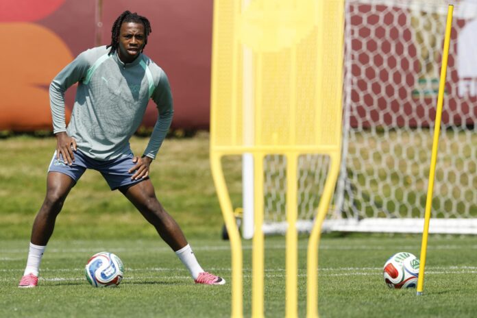 Johan Manzambi, la joven estrella de la selección suiza. EFE/EPA/PETER KLAUNZER
