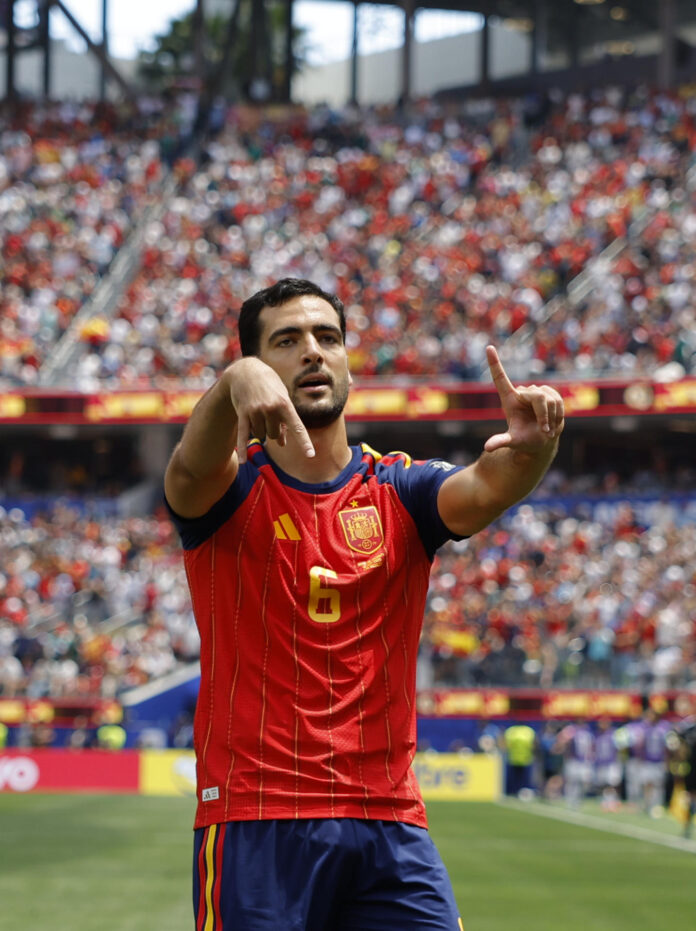 Mikel Merino de España celebra un gol este viernes, en un partido de cuartos de final del Mundial de la FIFA 2026 entre España y Bélgica en el estadio SoFi en Los Ángeles (Estados Unidos). EFE/ Lavandeira Jr
