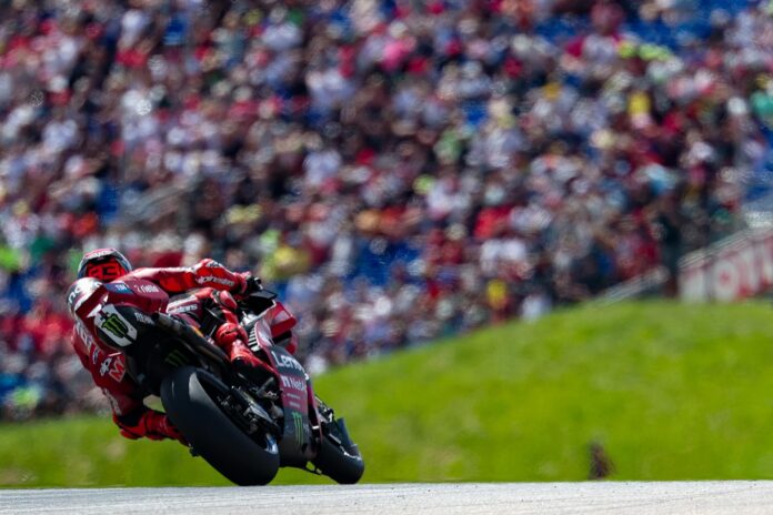 El español Marc Márquez (Ducati Desmosedici GP26) durante el Gran Premio de Alemania de MotoGP. .EFE/EPA/FILIP SINGER
