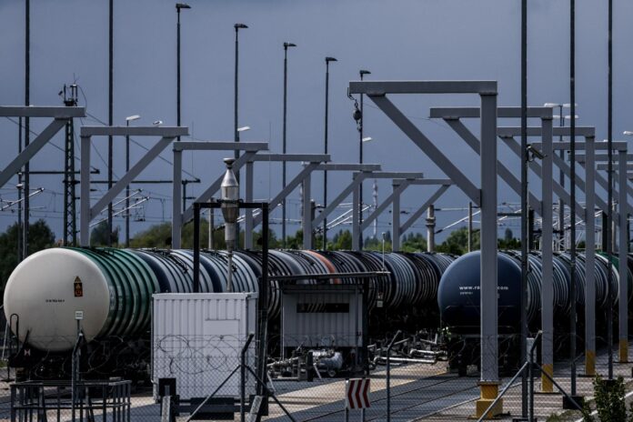 Foto de archivo de vagones cisterna de petróleo en Alemania. EFE/EPA/FILIP SINGER
