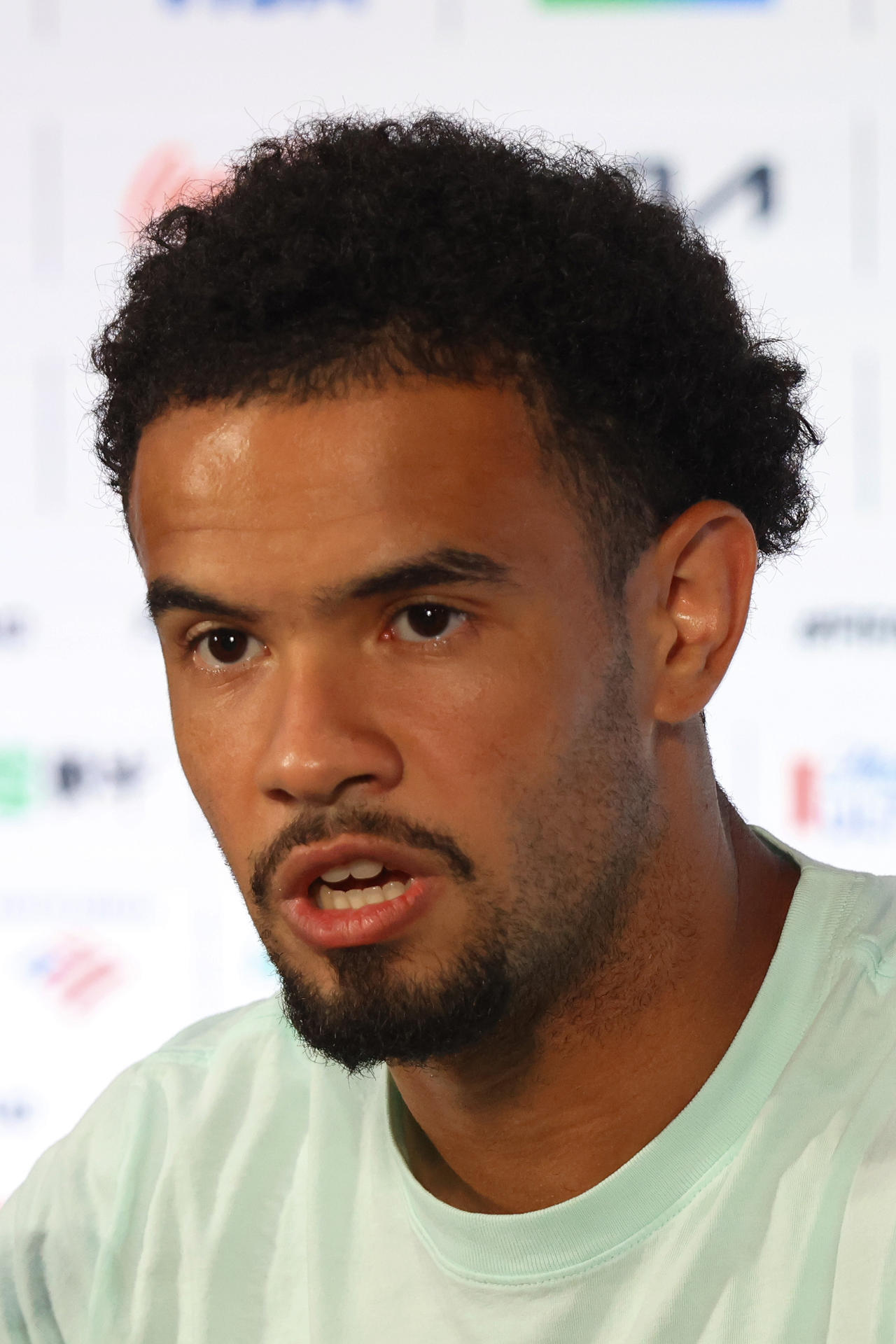 El francés Warren Zaïre-Emery afirmó que a su compañero y capitán, Kylian Mbappé, “no le gusta perder contra España”. EFE/ Kenneth Fernández.