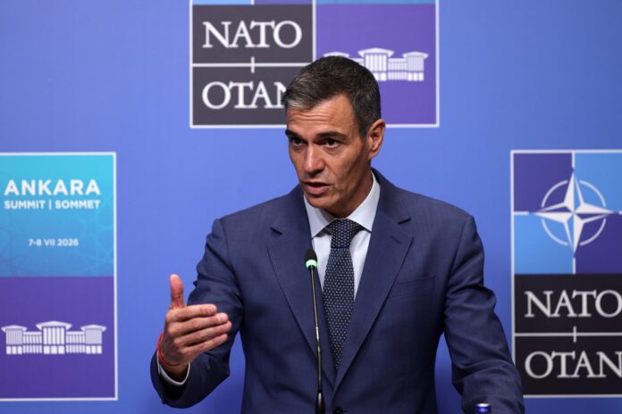 Imagen de archivo del presidente del Gobierno español, Pedro Sánchez, intervieniendo durante una rueda de prensa en la Cumbre de la OTAN de 2026 en Ankara, Turquía. EFE/ Necati Savas
