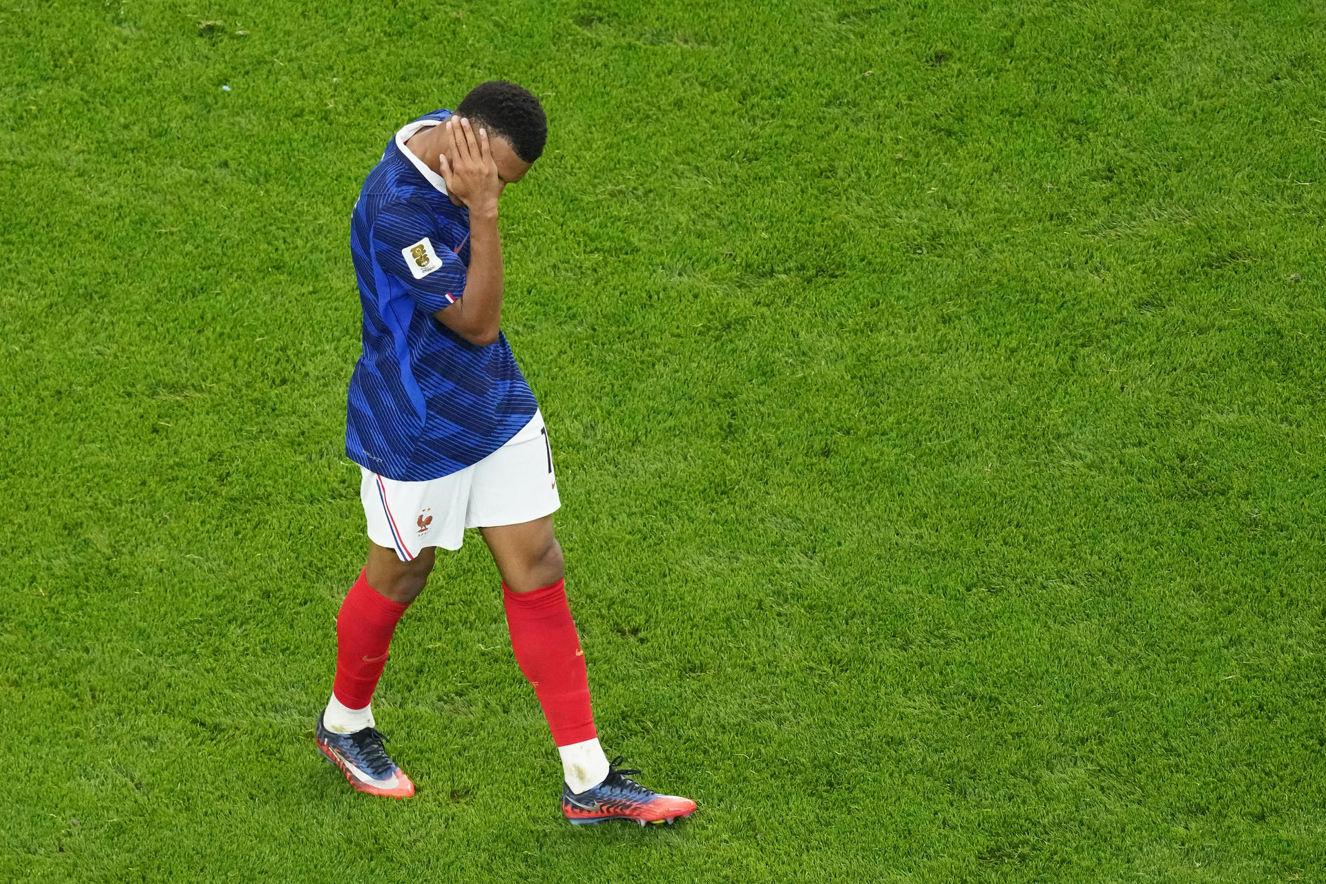 El jugador francés Kylian Mbappé en el partido de semifinales del Mundial de la FIFA 2026 entre Francia y España en el estadio AT&T en Arlington (Estados Unidos). EFE/Kenneth Fernandez
