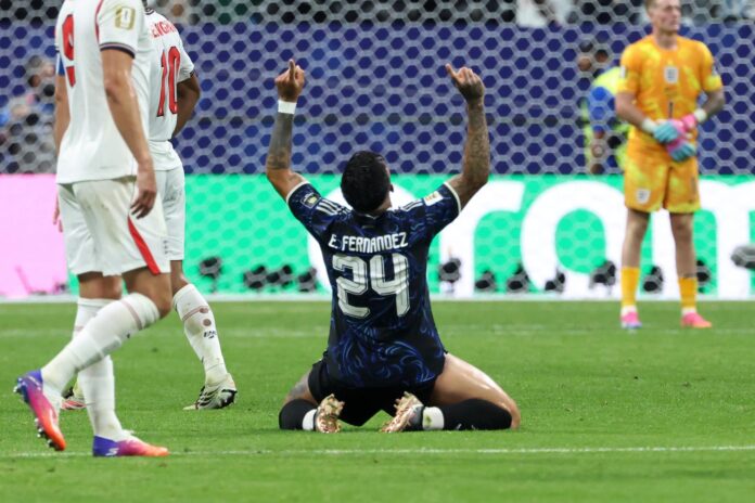 Enzo Fernández celebra la victoria de Argentina en la semifinal ante Inglaterra en el Mundial 2026. EFE/EPA/OLGA FEDOROVA
