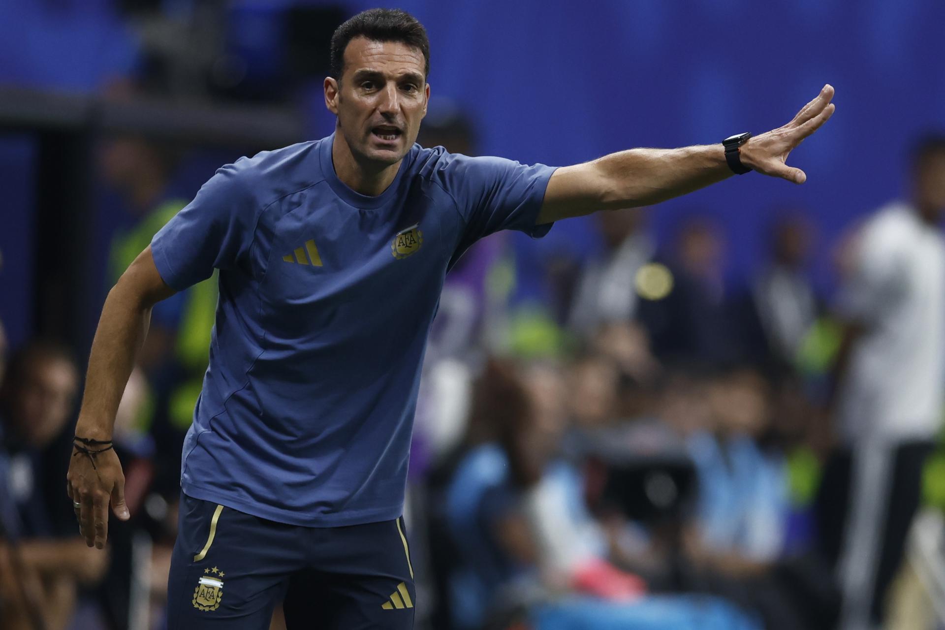 Scaloni, durante el partido de semifinales. EFE/EPA/WILL OLIVER
