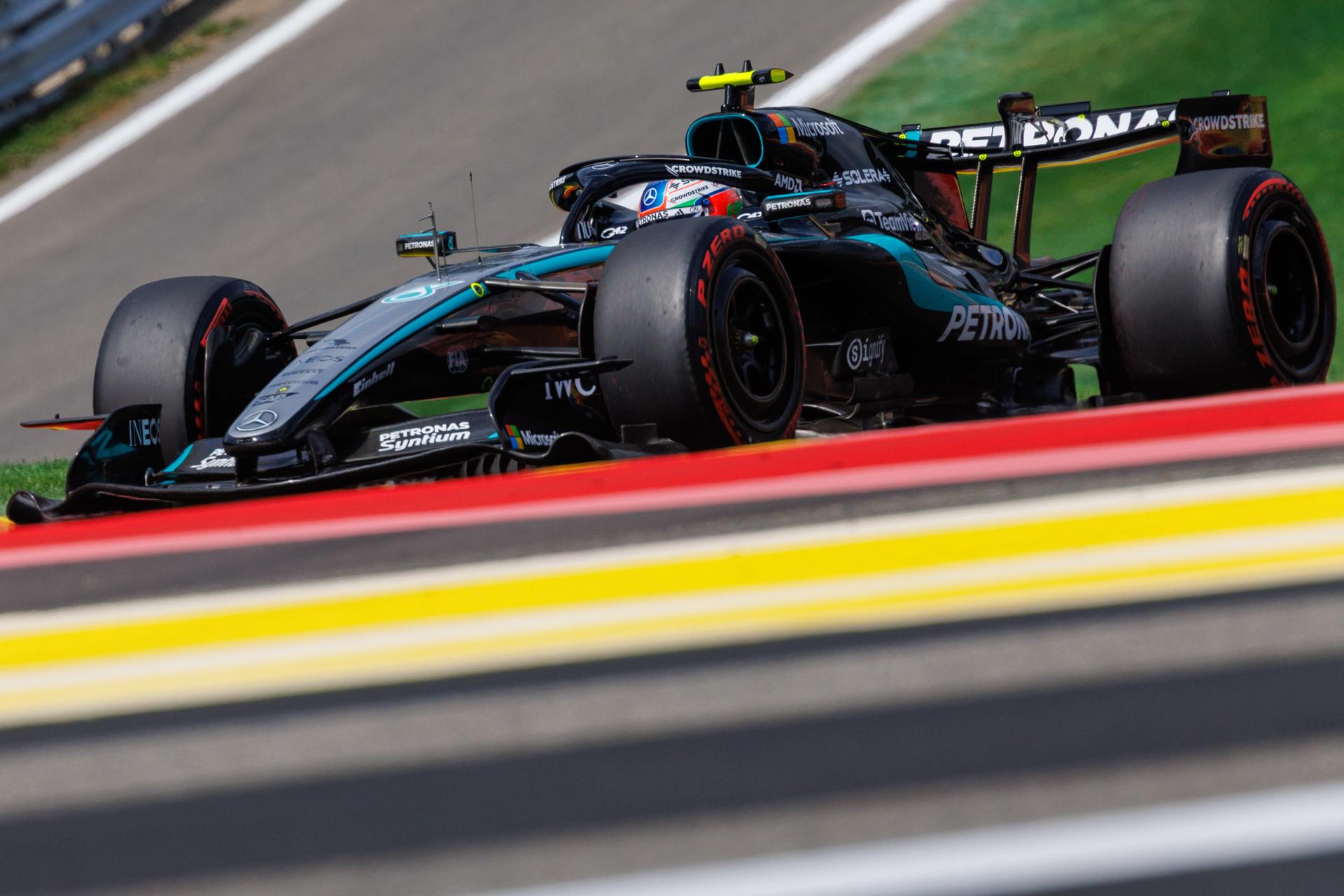 El italiano Andrea Kimi Antonelli (Mercedes), en la claificación del GP de bélgica en Francochamps, Bélgica. EFE/EPA/OLIVIER MATTHYS