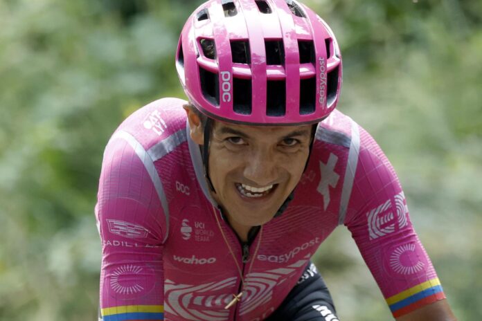 El ecuatoriano Richard Carapaz (EF Education-EasyPost) en la etapa 14 con final en Le Markstein Fellering, Francia. EFE/EPA/YOAN VALAT
