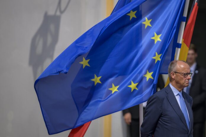 El canciller alemán Friedrich Merz este sábado en el encuentro ministerial entre Alemania y Francia, celebrado en Bruehl. EFE/EPA/SASCHA SCHUERMANN / POOL
