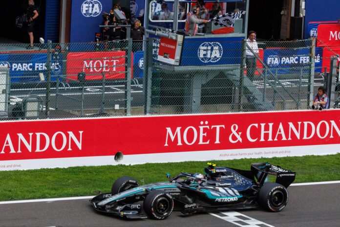 El piloto italiano Andrea Kimi Antonelli (Mercedes), el circuito de Spa-Francorchamps, el más largo del Mundial con 7.004 metros, donde se adjudicó su sexta victoria de la temporada.EFE/EPA/OLIVIER MATTHYS
